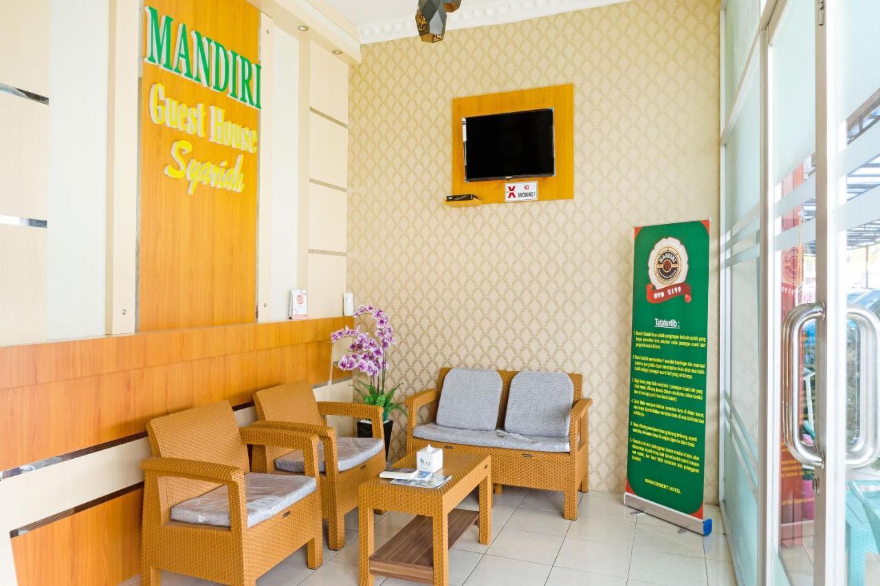 Oyo 2199 Mandiri Guest House Syariah Букиттинги Экстерьер фото